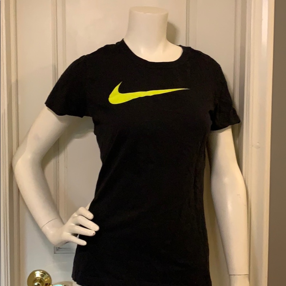 Nike Tee